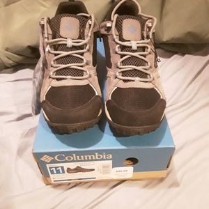 Columbia size 11, hiking shoe